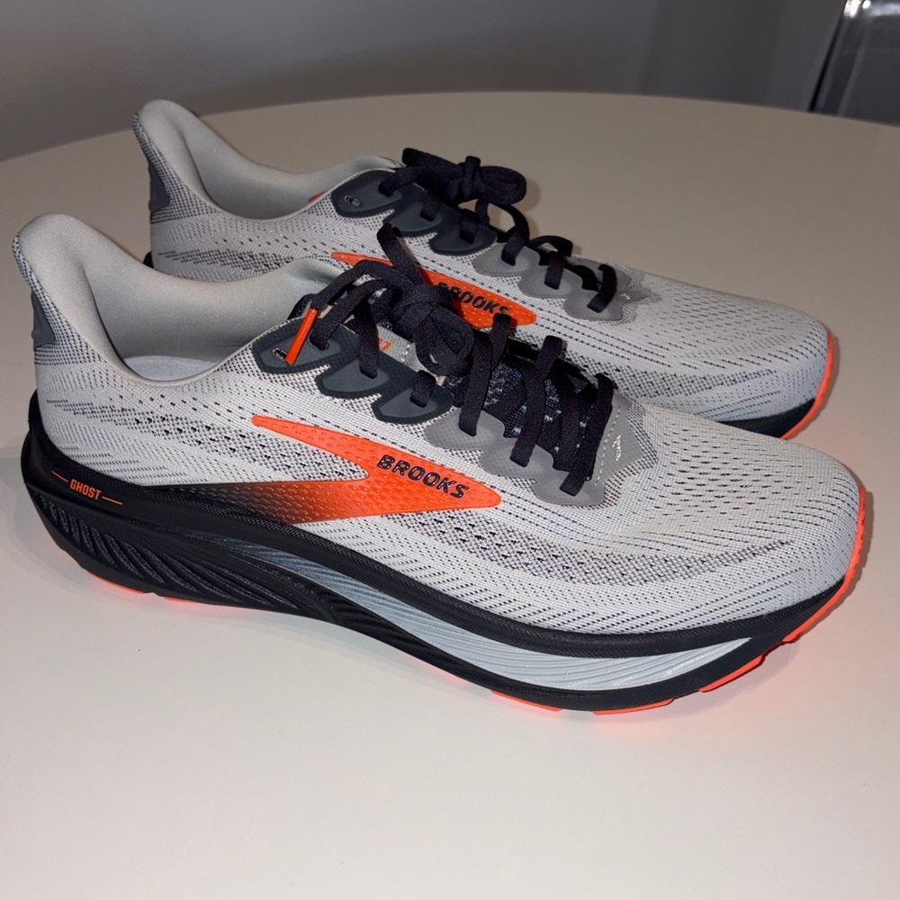 NEW BROOKS Ghost 17 Running Shoe Men’s Size 10